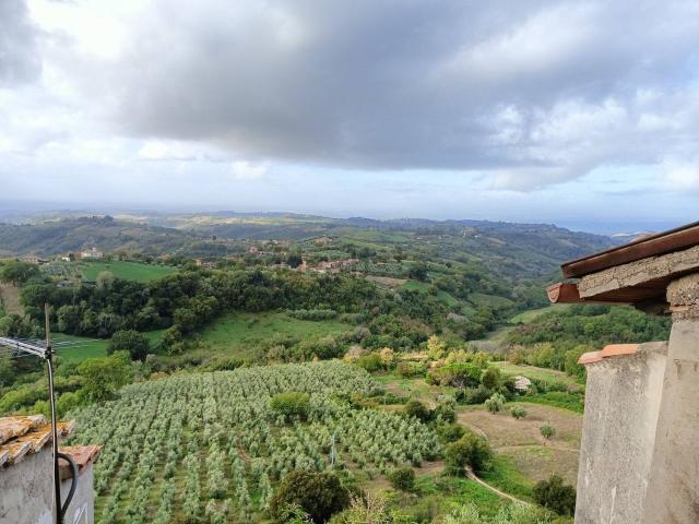 Casa in vendita a Calvi Dell'umbria, Umbria