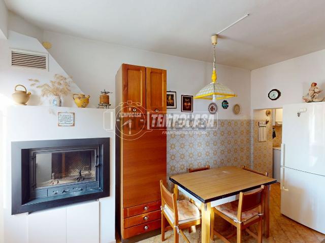 Casa in vendita a Castelnuovo, Recanati