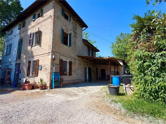 Casa in vendita a Pianura Reggiana, Re