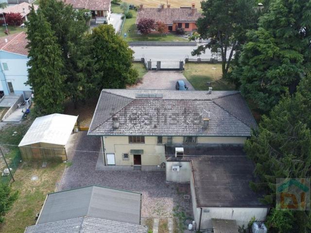 Casa in vendita a Visco, Friuli-Venezia Giulia