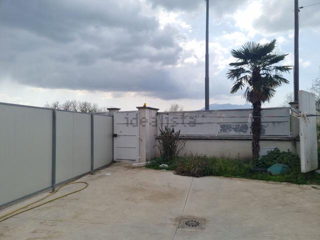Casa in vendita a Palma Campania, Campania