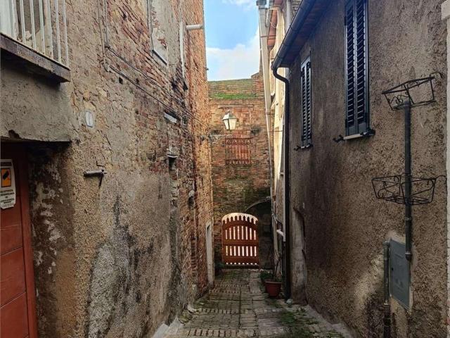 Casa in vendita a Penne, Abruzzo