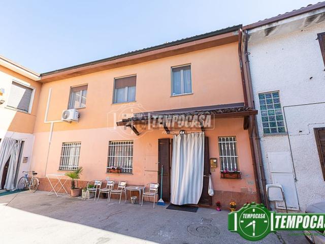 Casa in vendita a Soresina, Cremona