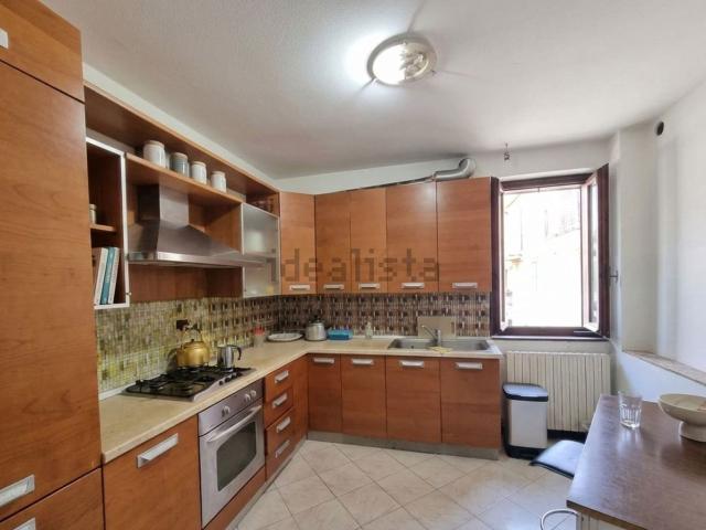 Casa in vendita a Calcinate, Lombardia
