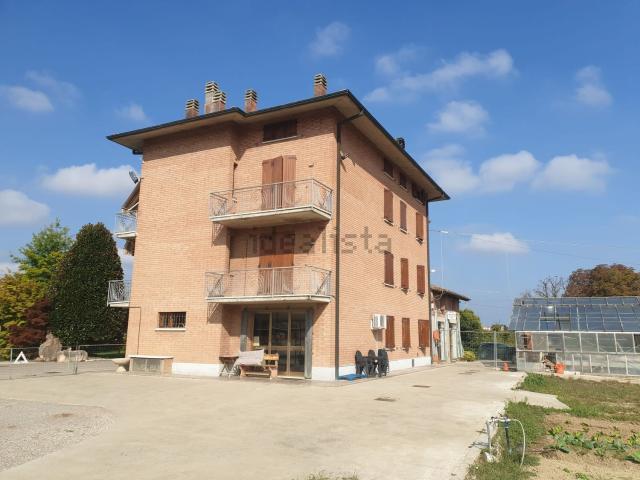Casa in vendita a Vignola, Modena
