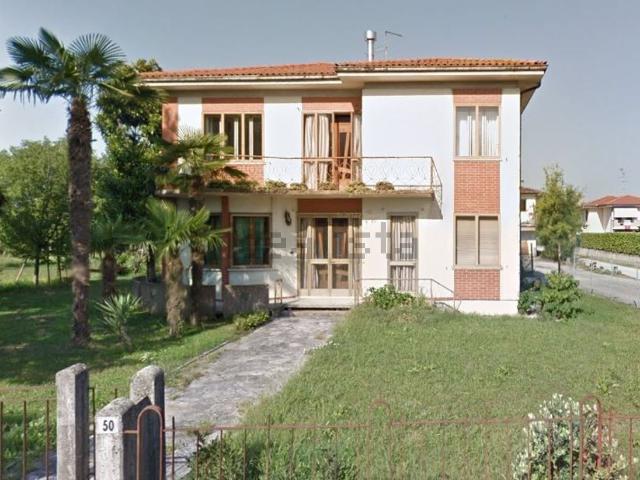 Casa in vendita a Gruaro, Veneto