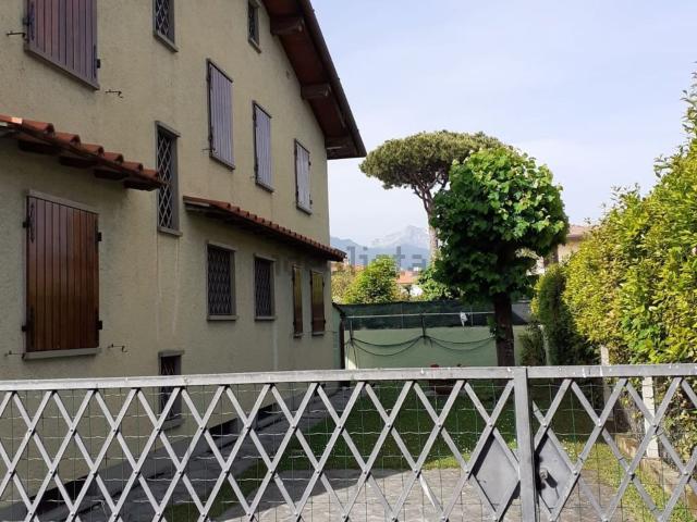 Casa in vendita a Caranna, Forte Dei Marmi
