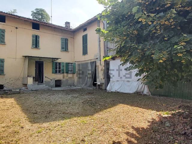 Casa in vendita a Piemonte, Alessandria