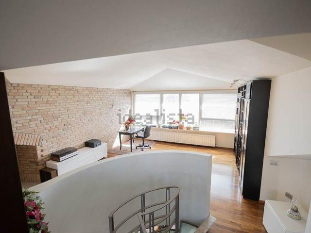 Casa in vendita a Marche, Ancona