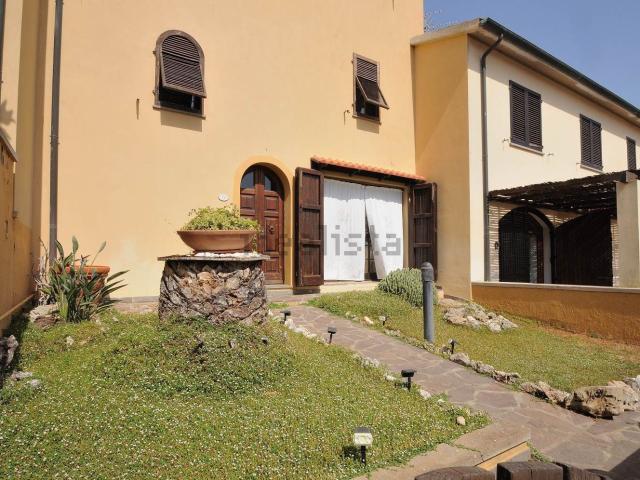 Casa in vendita a Suvereto, Toscana