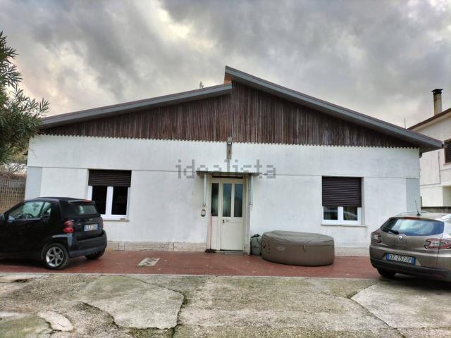 Casa in vendita a Ortona, Abruzzo