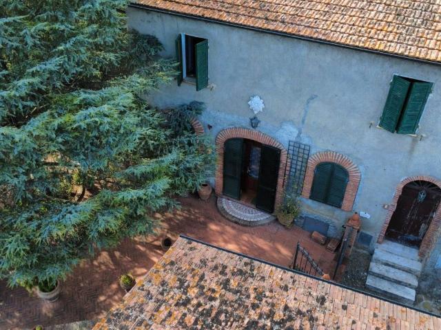 Casa in vendita a Scrofiano, Sinalunga