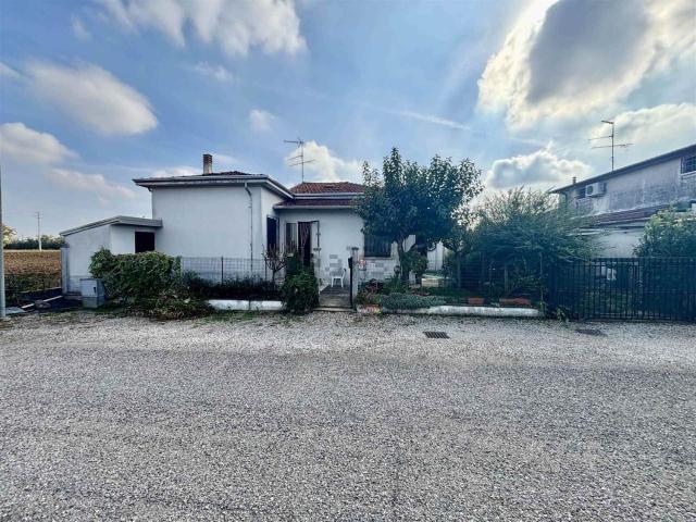 Casa in vendita a Levata, Curtatone