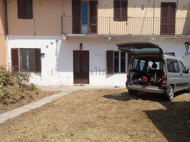 Casa in vendita a Piemonte, Novara