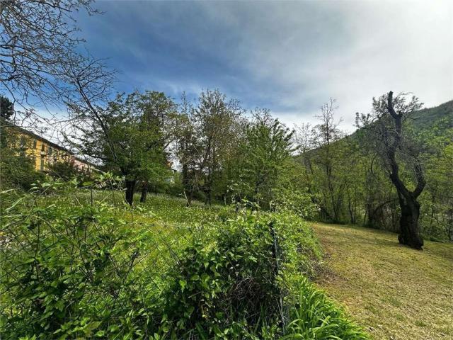 Casa in vendita a Varzi, Lombardia