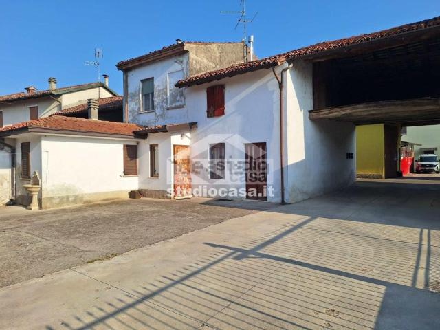 Casa in vendita a Cumignano Sul Naviglio, Lombardia