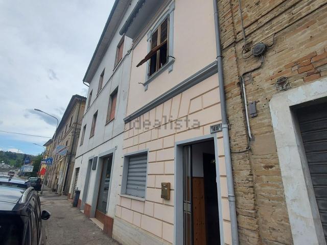 Casa in vendita a Marche, Macerata
