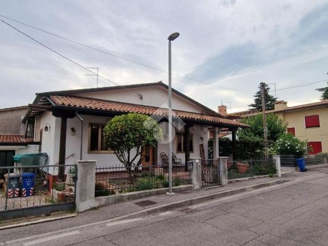 Casa in vendita a Fonte, Riese Pio X