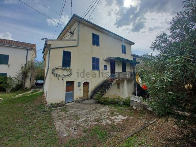 Casa in vendita a Fontechiari, Lazio