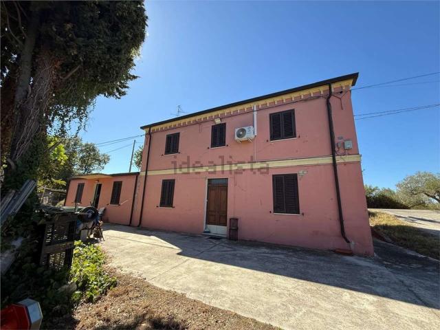 Casa in vendita a Collelongo, Torino di Sangro