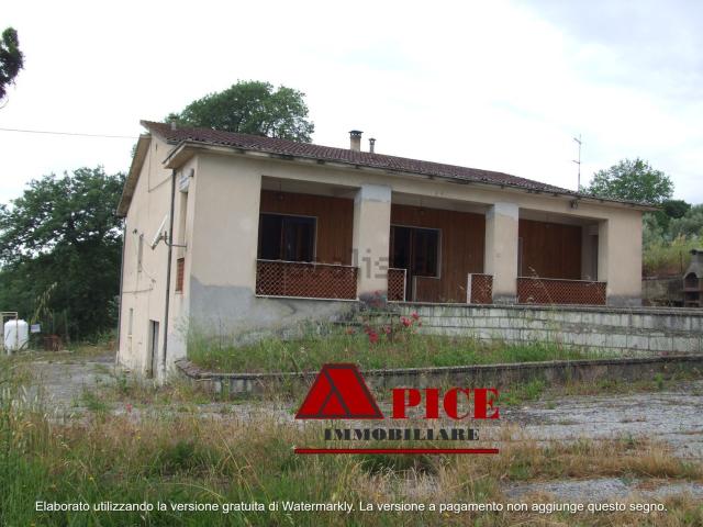 Casa in vendita a Sant'arcangelo Trimonte, Campania
