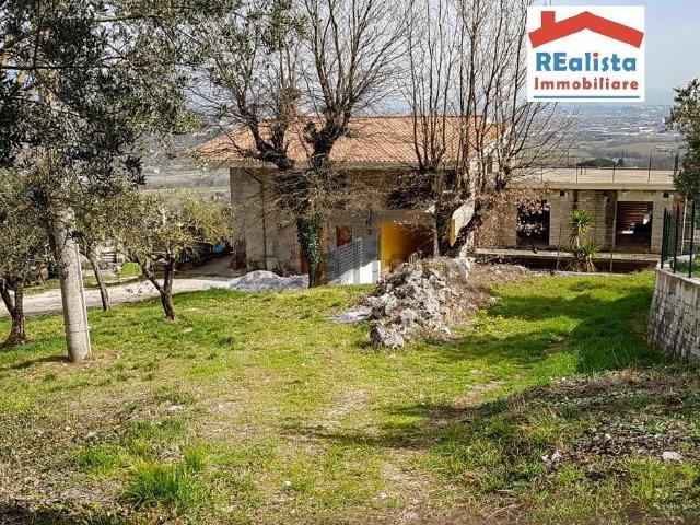 Casa in vendita a Morolo, Lazio