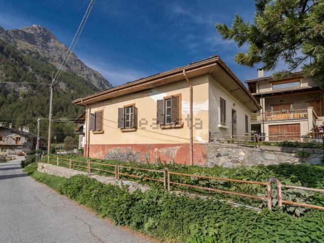 Casa in vendita a Chianale, Pontechianale