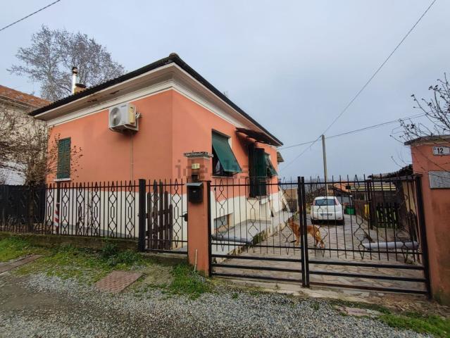Casa in vendita a Piemonte, Alessandria