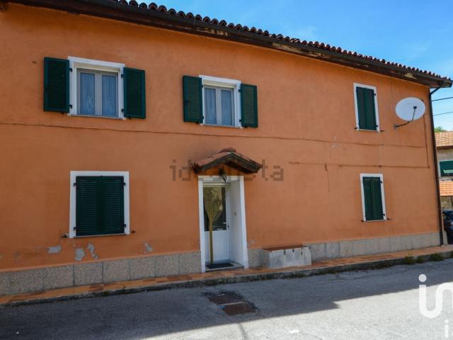 Casa in vendita a Carcare, Liguria