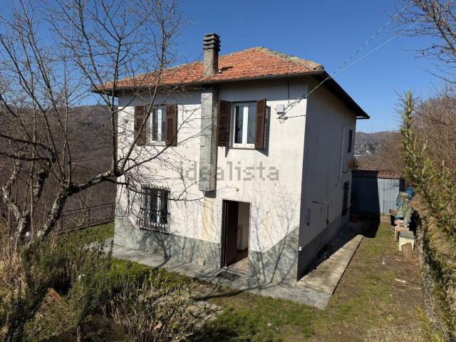 Casa in vendita a Torriglia, Liguria