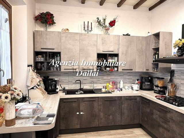 Casa in vendita a Scarperia e San Piero, Toscana