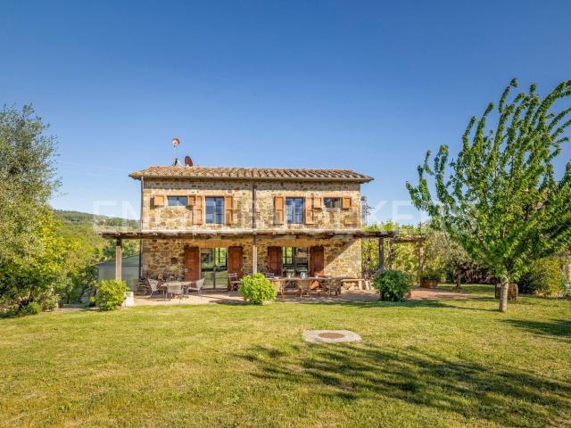 Casa in vendita a Tavernelle, Montalcino