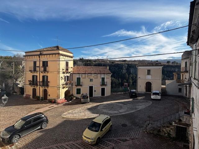 Casa in vendita a Bolognano, Abruzzo