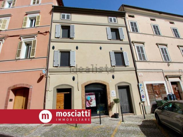 Casa in vendita a Marche, Macerata