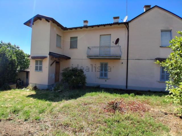 Casa in vendita a La Chiusa, Casteggio