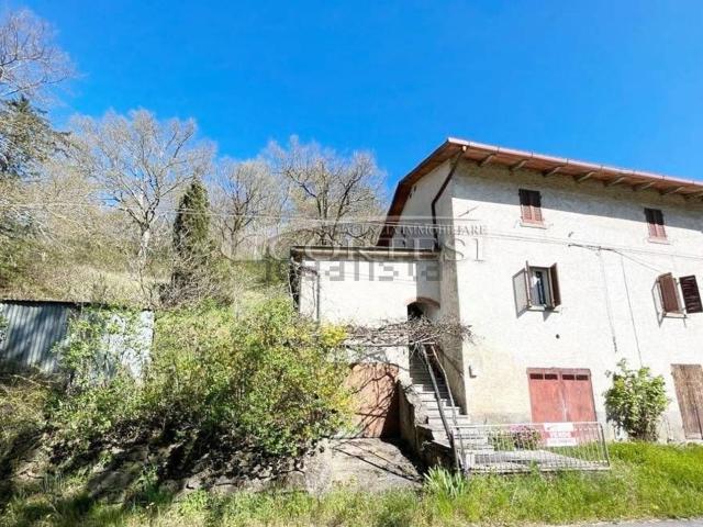 Casa in vendita a San Leo Bastia, Umbria