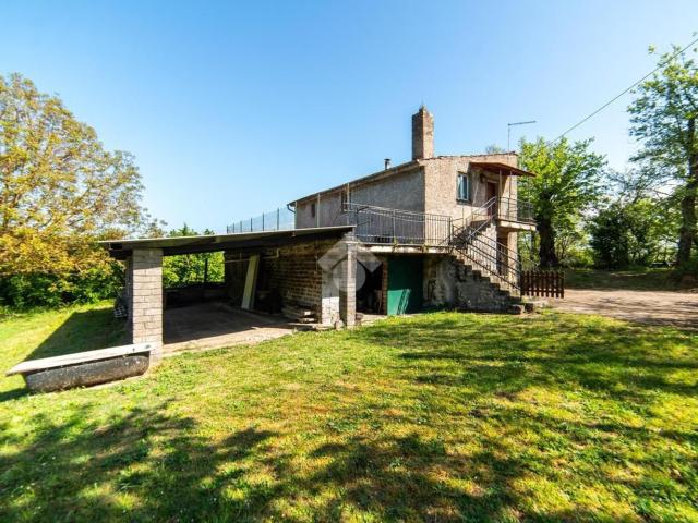 Casa in vendita a Vitorchiano, Lazio