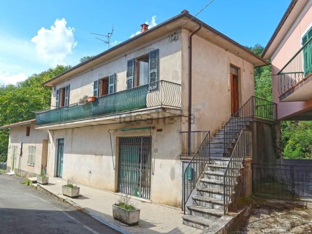 Casa in vendita a Unione di comuni Montana Lunigiana, Villafranca In Lunigiana