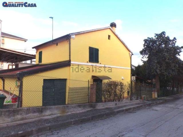 Casa in vendita a Marche, Ancona