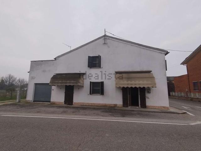 Casa in vendita a Sabbioni, Ferrara