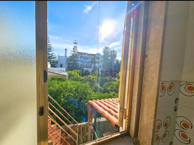 Casa in vendita a Puglia, Bari