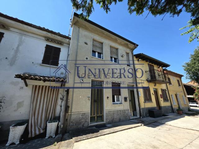 Casa in vendita a Cascina Vittoria, Voghera