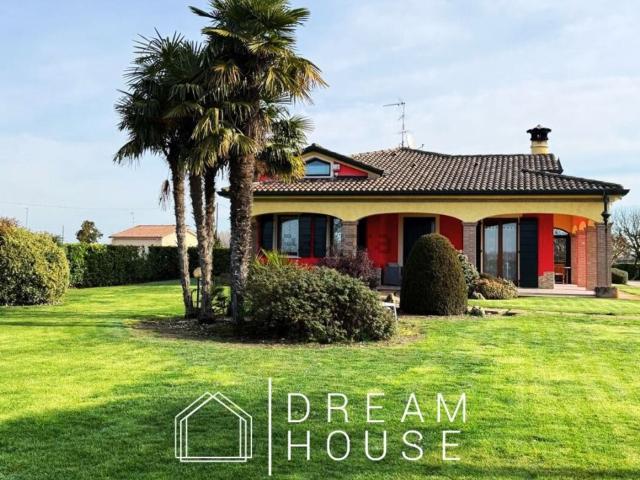 Casa in vendita a Bergantino, Veneto