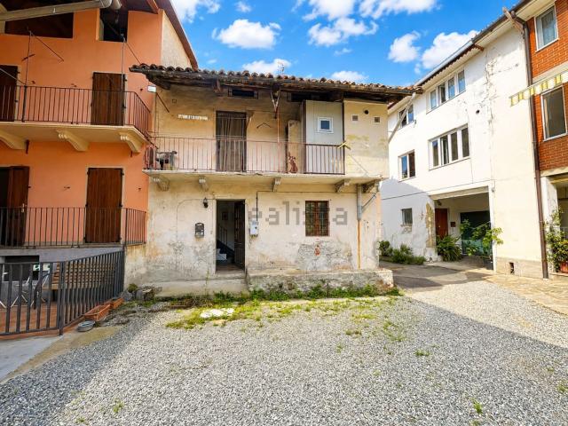Casa in vendita a Vicaria, Burolo