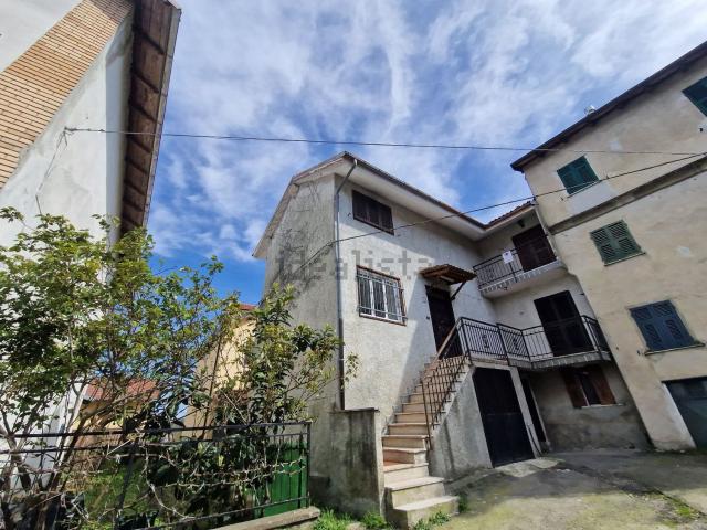 Casa in vendita a Piemonte, Alessandria