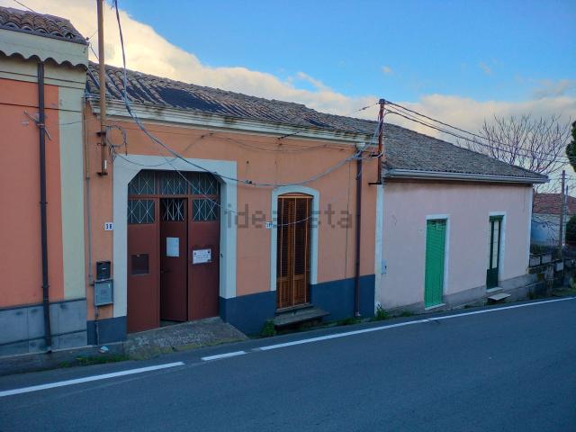 Casa in vendita a Milo, Sicilia