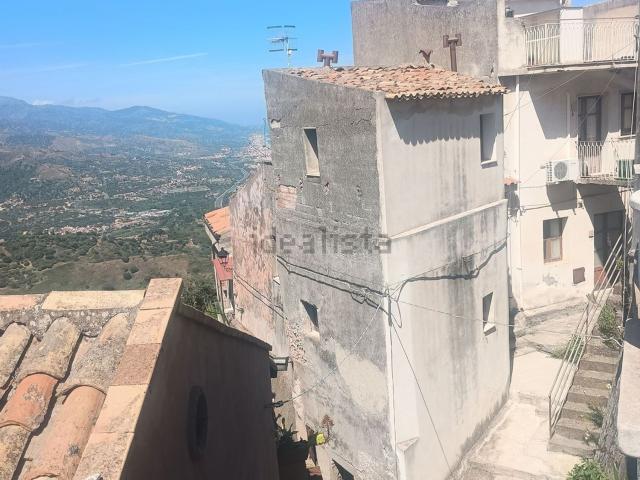 Casa in vendita a Forza D'agrò, Sicilia