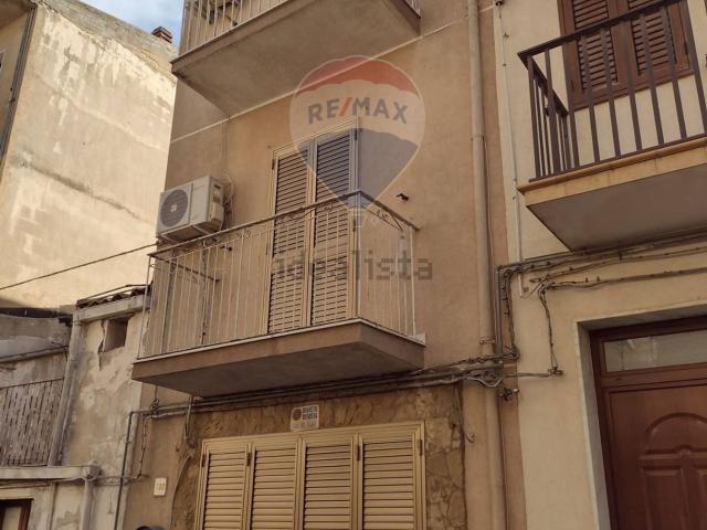Casa in vendita a Mirabella Imbaccari, Catania