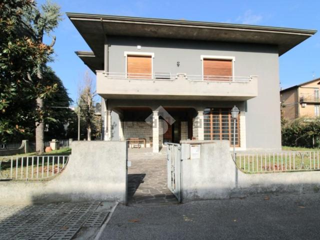 Casa in vendita a Unione dei comuni Valle del Savio, Cesenà