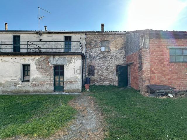 Casa in vendita a Fiorenzuola d'Arda, Piacenza
